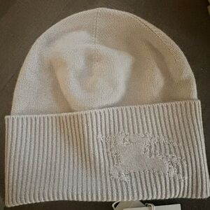 Burberry 100% Cashmere Beanie Hat NWT